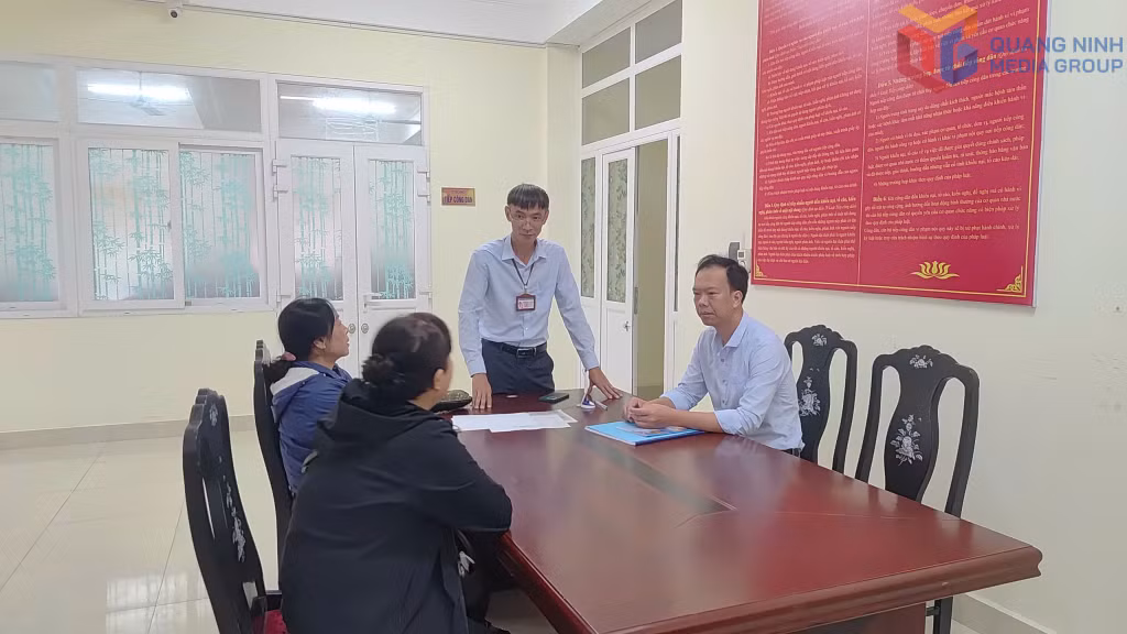 Phường Hoành Bồ tiếp công dân