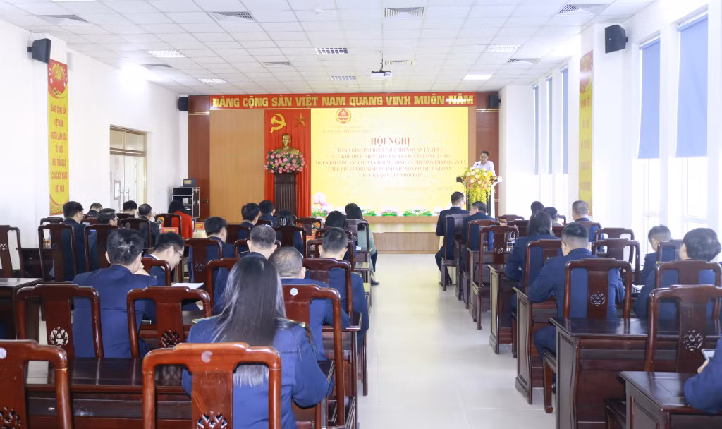 Quang cảnh hội nghị