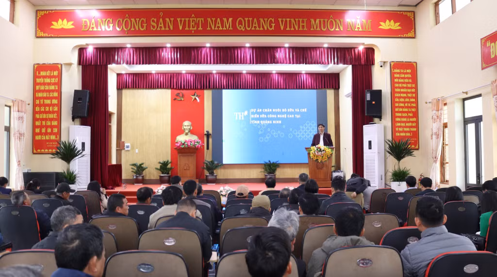 Quang cảnh hội nghị