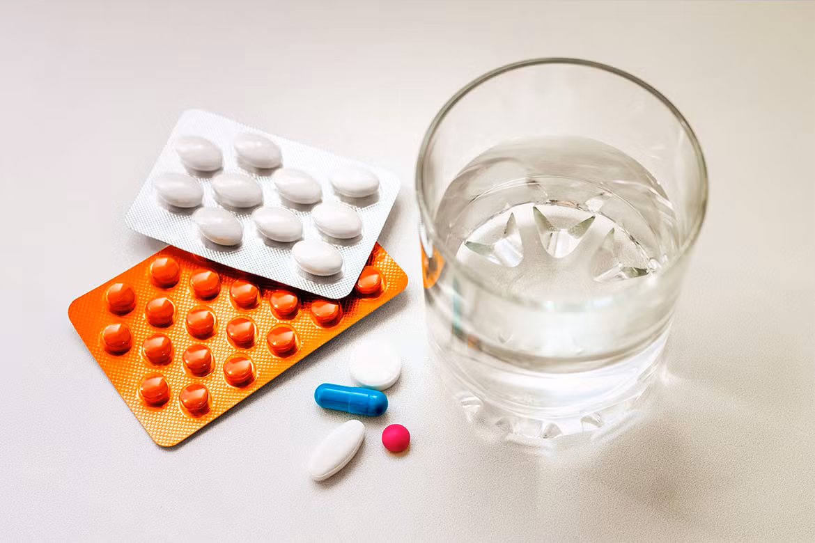 Lạm dụng paracetamol hoặc dùng trong thời gian dài có thể ảnh hưởng nghiêm trọng đến gan và thận.