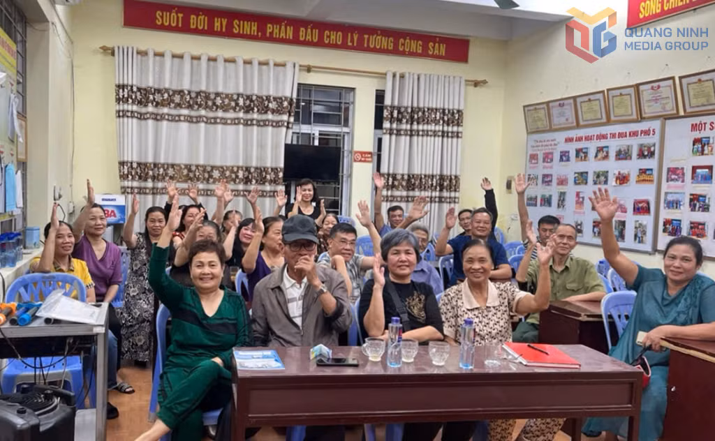40 hộ dân bị ảnh hưởng ở tổ 3, khu Hà Lầm 5, đồng thuận chủ trương cải tạo, nâng cấp cảnh quan đô thị và tự nguyện hiến đất triển khai dự án.