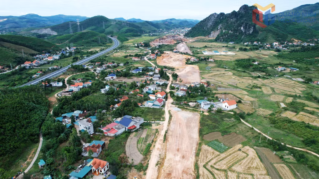Dự án gặp khó khăn lớn nhất liên quan đến mặt bằng thi công vẫn chưa thông toàn tuyến