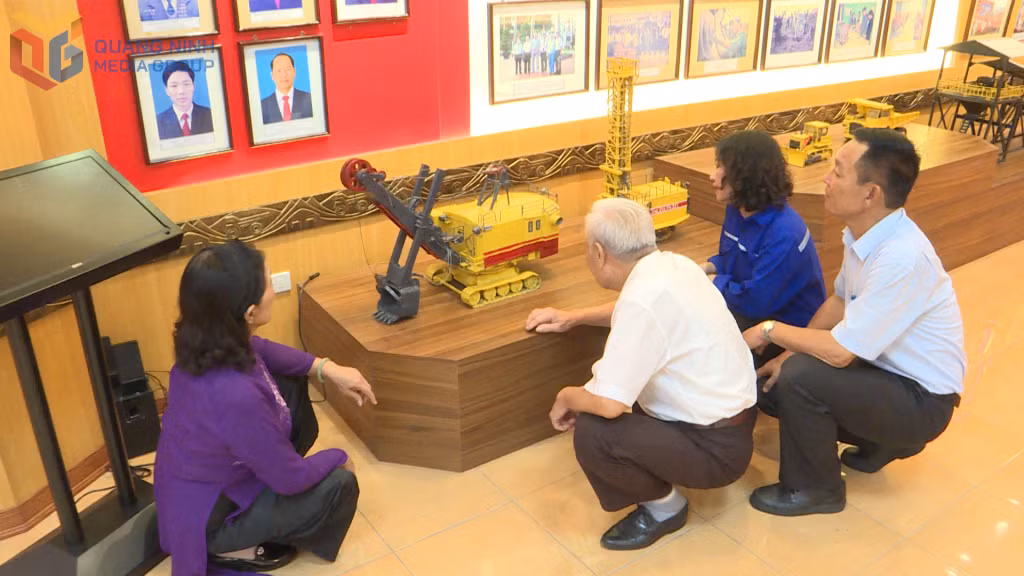 Nhà truyền thống mỏ than Cọc Sáu.