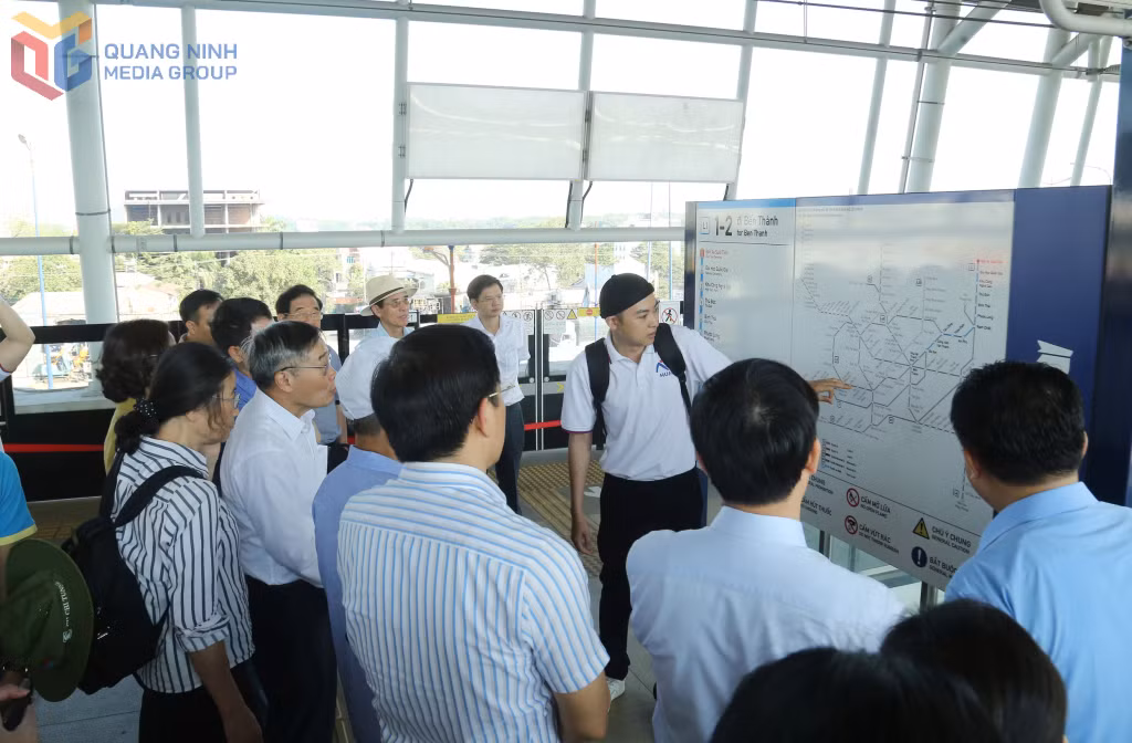 Đoàn đại biểu tỉnh Quảng Ninh học tập kinh nghiệm mô hình phát triển giao thông đô thị của TP Hồ Chí Minh.