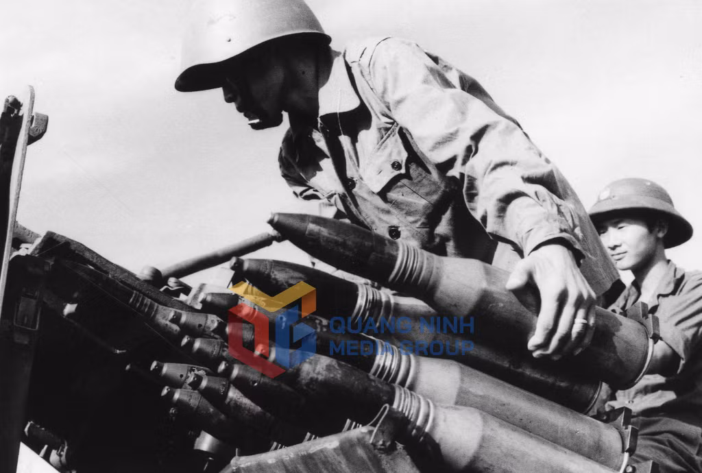 Pháo binh Vùng mỏ vào trận trong chiến tranh chống đế quốc Mỹ (gia đoạn 1954-1975). Ảnh: Đỗ Kha