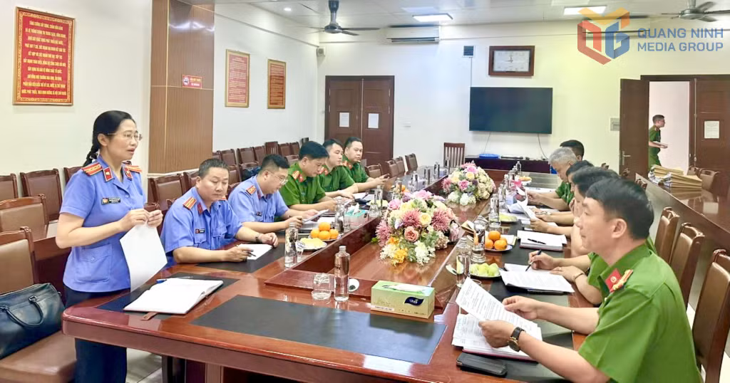 Phòng CS Kinh tế, (Công an tỉnh) thường xuyên, chủ động phối hợp với các cơ quan chức năng nâng cao hiệu quả công tác tiếp nhận giải quyết nguồn tin về tội phạm, kiến nghị khởi tố.