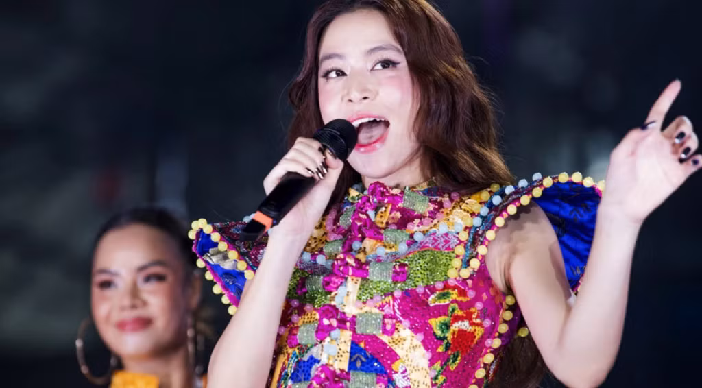 Vietnamese concert film của Hoàng Thùy Linh gây ấn tượng mạnh về cả phần nghe lẫn nhìn.