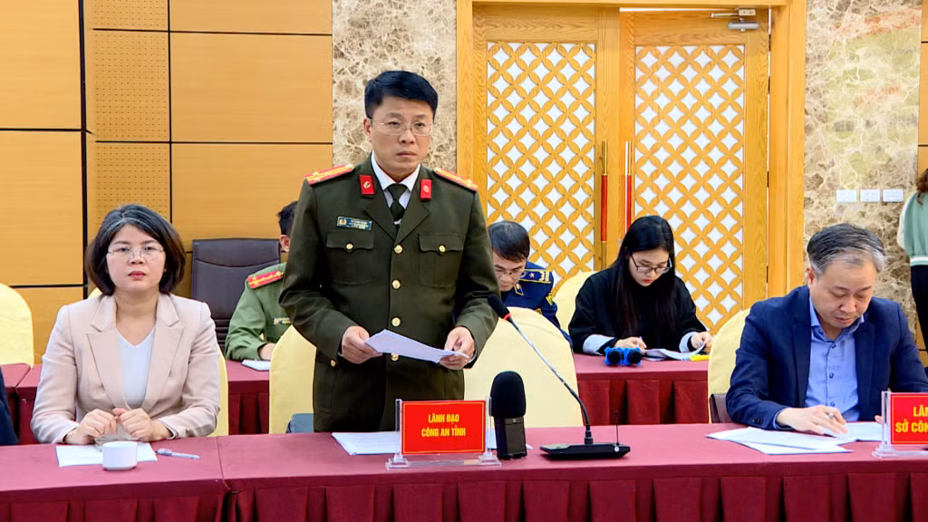 Đại diện Công an tỉnh thông tin về công tác bảo đảm an ninh trật tự, an toàn xã hội, an toàn giao thông.