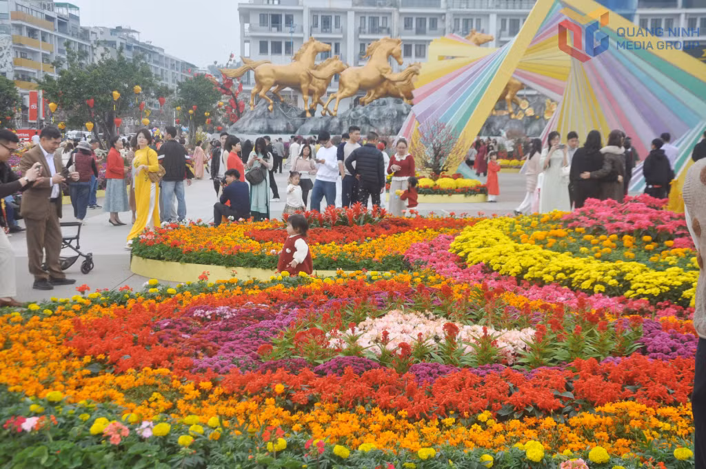 Sự kiện Đại lộ của hoa và công nghệ ánh sáng trong dịp Tết Nguyên đán đã tạo ấn tượng tốt đẹp cho nhân dân và du khách.