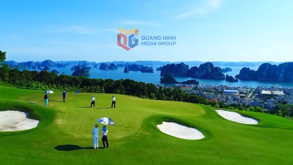 Sân golf của khách sạn FLC Hạ Long là nơi diễn ra nhiều giải golf uy tín trong nước và quốc tế.
