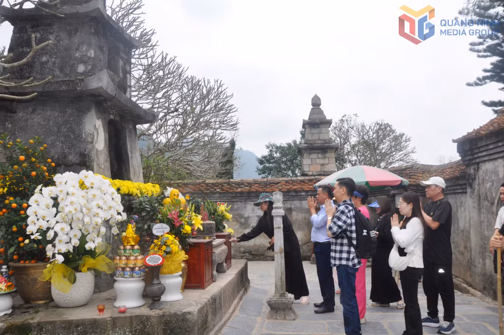 Ngành văn hóa đặt ra mục tiêu đưa Quảng Ninh trở thành điểm đến tâm linh, Phật giáo hàng đầu Việt Nam và thế giới. Ảnh chụp tại Tháp Tổ Yên Tử, di sản nằm trong Quần thể di sản thế giới Yên Tử - Vĩnh Nghiêm - Côn Sơn, Kiếp Bạc.