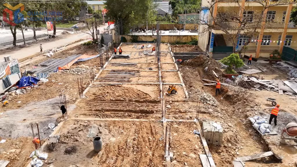 Trường Phổ thông nội trú TH&THCS Quảng Sơn, xã Đường Hoa đang được đẩy nhanh tiến độ thi công.