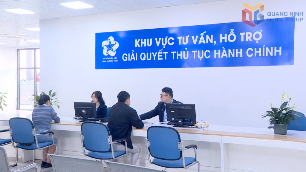 Khu vực tư vấn, hỗ trợ giải quyết TTHC mới đưa vào vận hành tại Trung tâm Phục vụ hành chính công tỉnh.