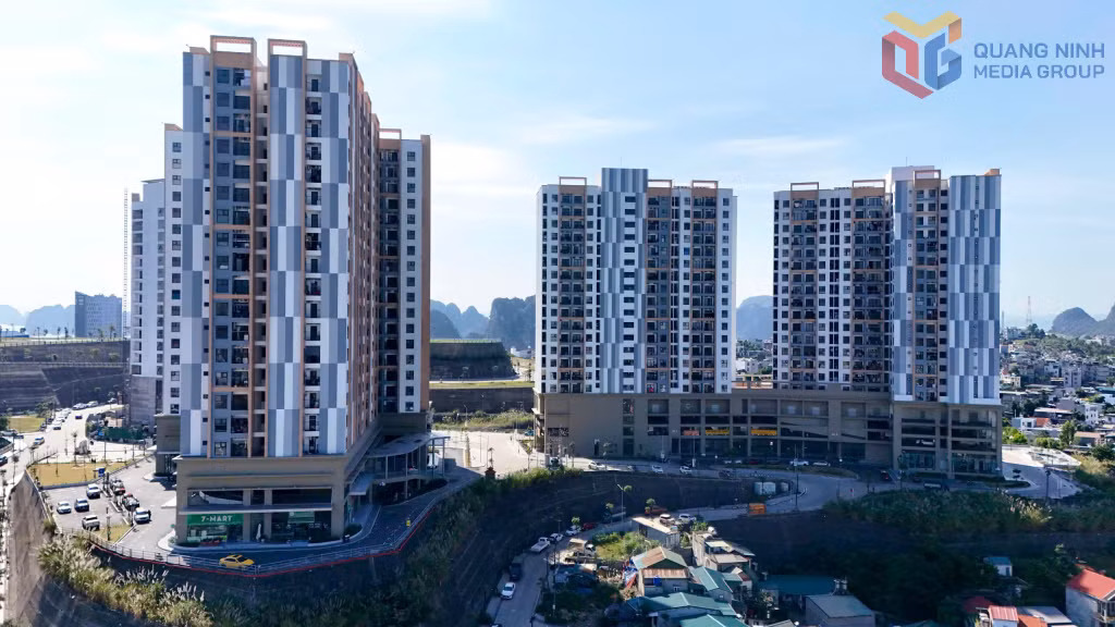 Nhiều hộ dân được hỗ trợ vay vốn tín dụng mua nhà ở xã hội trên đồi Ngân hàng.