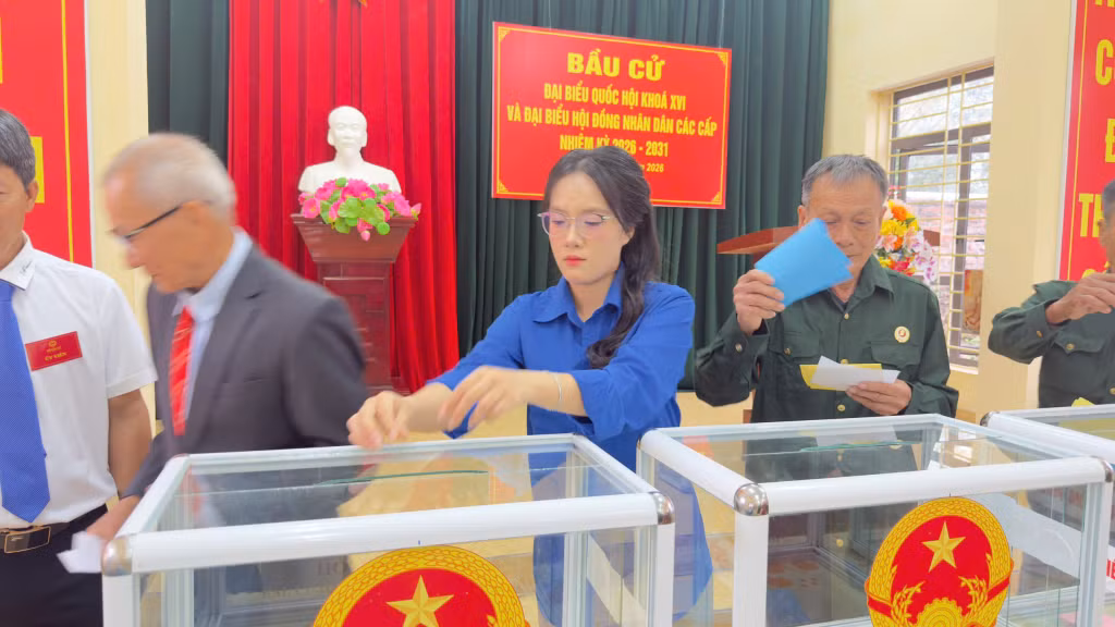 Cử tri trẻ Đinh Phương Thảo lần đầu tiên tham gia bầu cử.