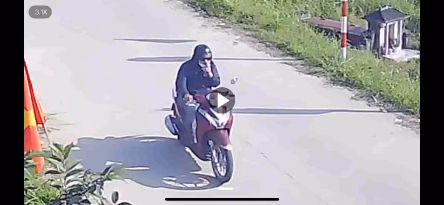 Sau khi cướp giật, Khởi tẩu thoát khỏi hiện trường. Ảnh: Công an