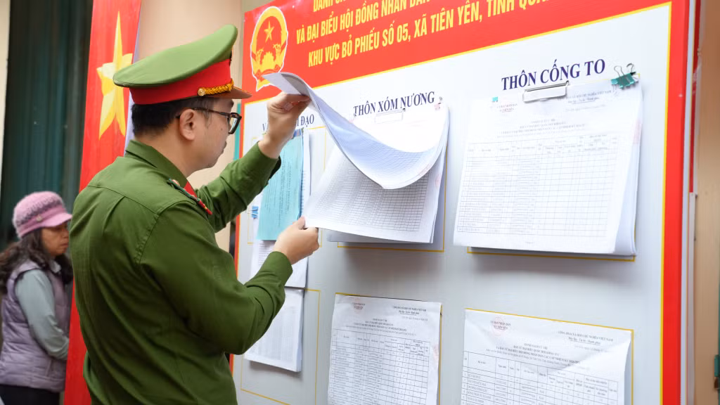 Rà soát lại thông tin cá nhân, đảm bảo quyền và nghĩa vụ cử tri.