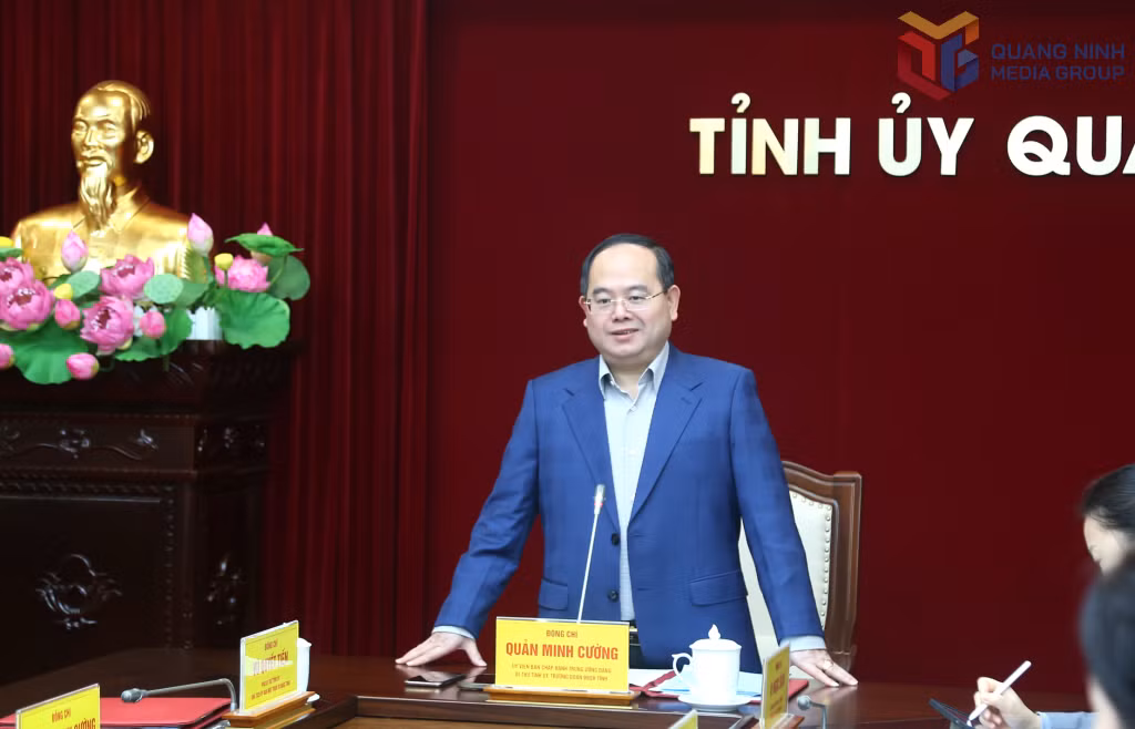 Đồng chí Quản Minh Cường, Ủy viên Trung ương Đảng, Bí thư Tỉnh ủy, Trưởng Đoàn ĐBQH tỉnh kết luận buổi làm việc.