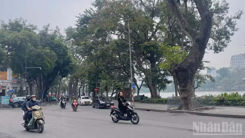 Dự báo khu vực Hà Nội không mưa, sáng và đêm trời rét. (Ảnh: Đ.T)