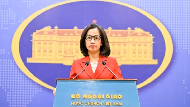 Người phát ngôn Bộ Ngoại giao Phạm Thu Hằng tại buổi họp báo thường kỳ, ngày 8/1/2026. (Ảnh: Bộ Ngoại giao)