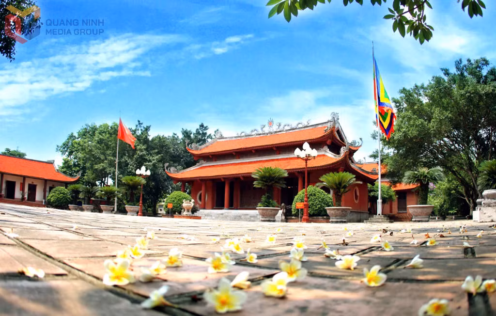 Đền An Sinh là nơi lưu giữ nhiều dấu tích lịch sử thời Trần.