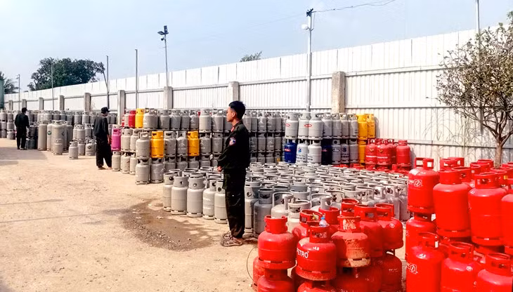 Một trong những điểm sản xuất gas giả bị bắt quả tang - Ảnh: Công an Tây Ninh