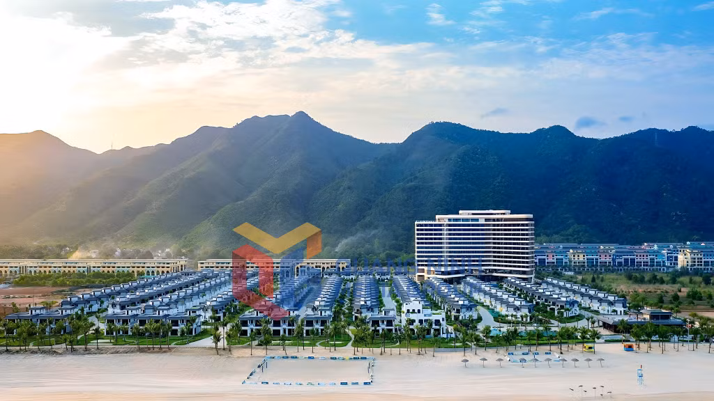 Khu tổ hợp nghỉ dưỡng Sonasea nhìn từ trên cao (1-2026). Ảnh: Huỳnh Đăng
