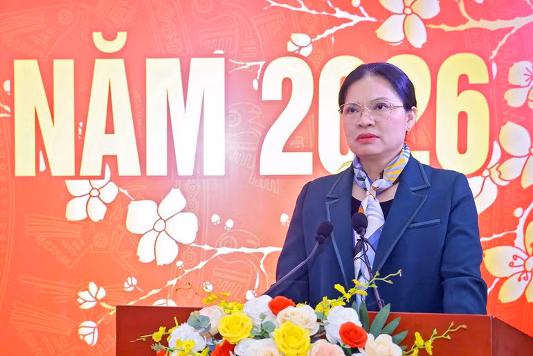 Đồng chí Hà Thị Nga phát biểu ý kiến tại chương trình.