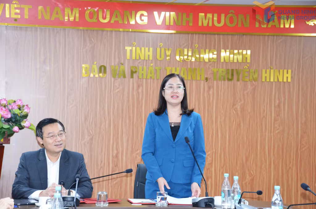 Lãnh đạo Sở Tư pháp phát biểu tại buổi ký kết.