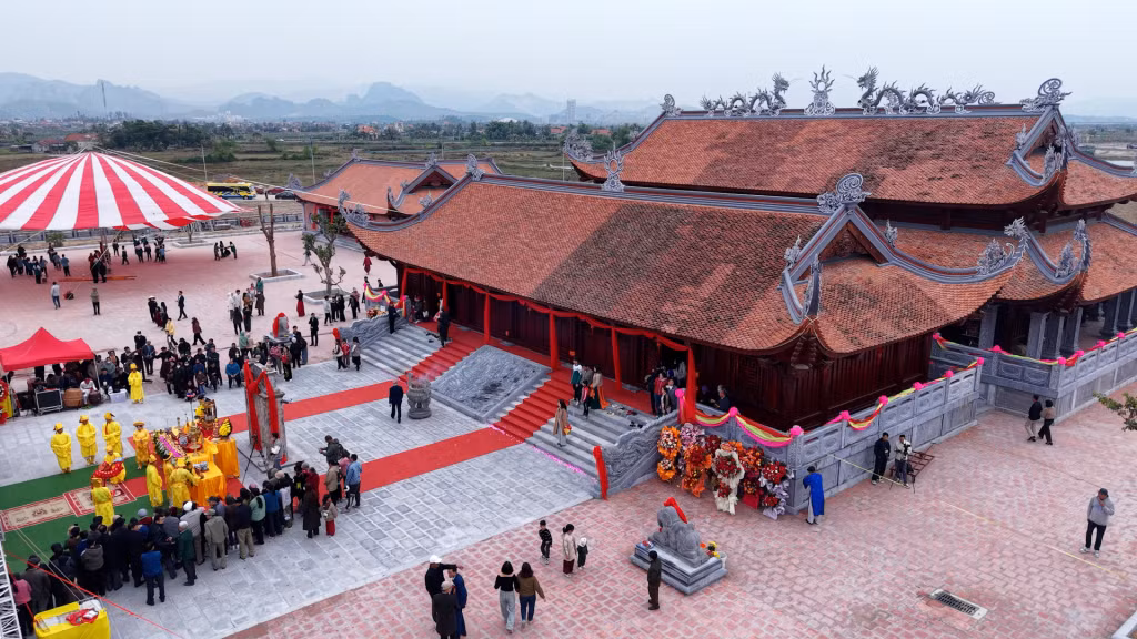 Đền thờ vua Lê Thái Tổ là ngôi đền duy nhất của Quảng Ninh thờ Lê Lợi.