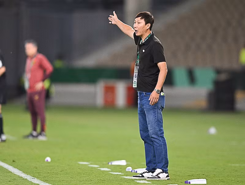 Huấn luyện viên Kim Sang-sik đã có những thành công với bóng đá Việt Nam. Ảnh: VFF