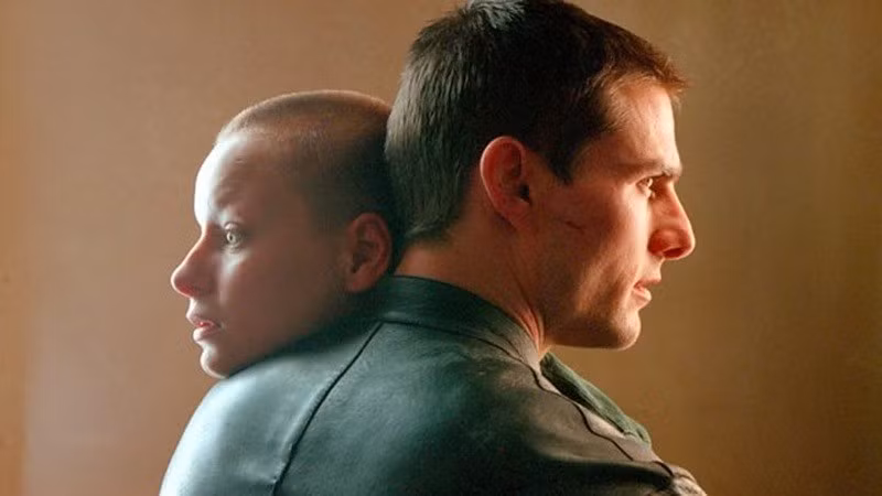 “Minority Report” được xem là bộ phim đầu tiên giúp Tom Cruise nhận được mức cát-xê ngưỡng 25 triệu USD. Ảnh: Netflix