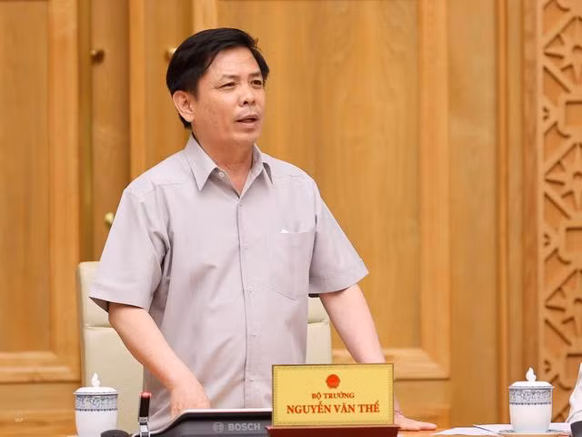 Bộ trưởng Bộ Giao thông vận tải Nguyễn Văn Thể: 2 dự án cao tốc đáng lo ngại nhất là Phan Thiết -Vĩnh Hảo và Dầu Giây-Phan Thiết đã có chuyển biến tích cực, đạt tiến độ tương đối tốt - Ảnh: VGP/Nhật Bắc