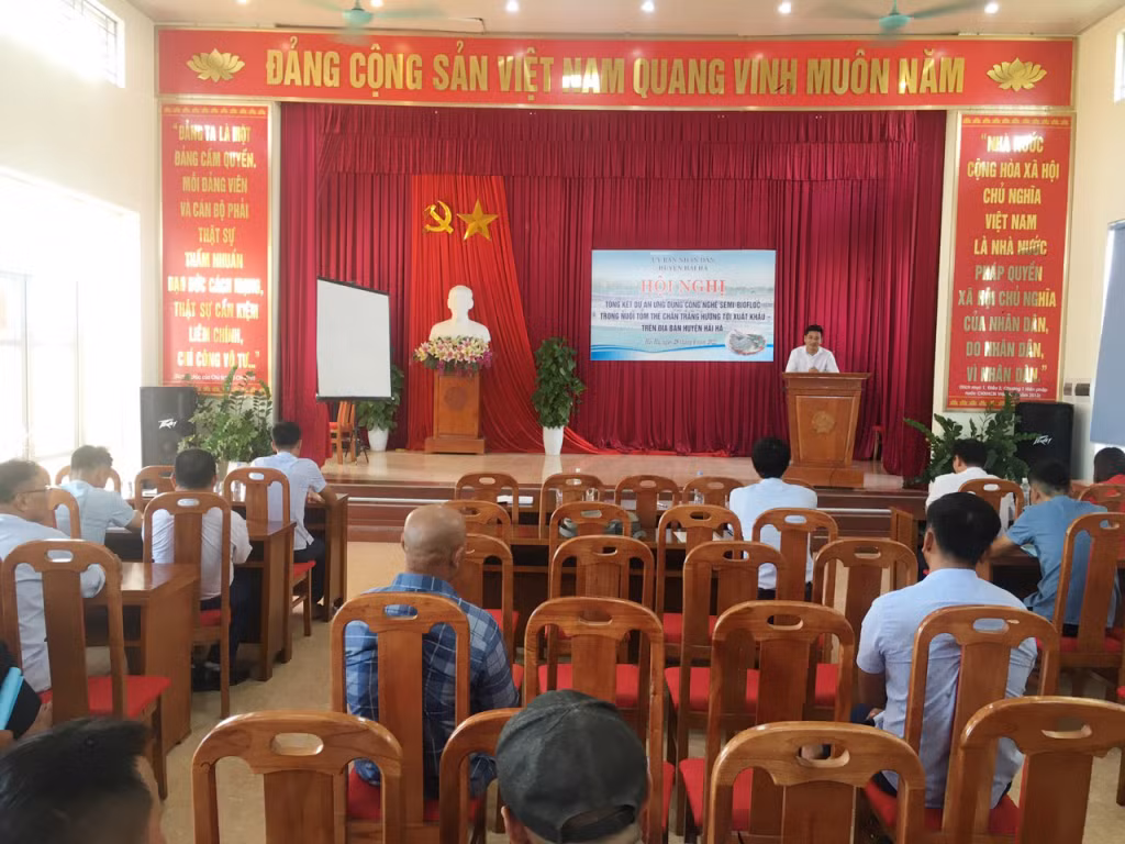 Quang cảnh hội nghị.