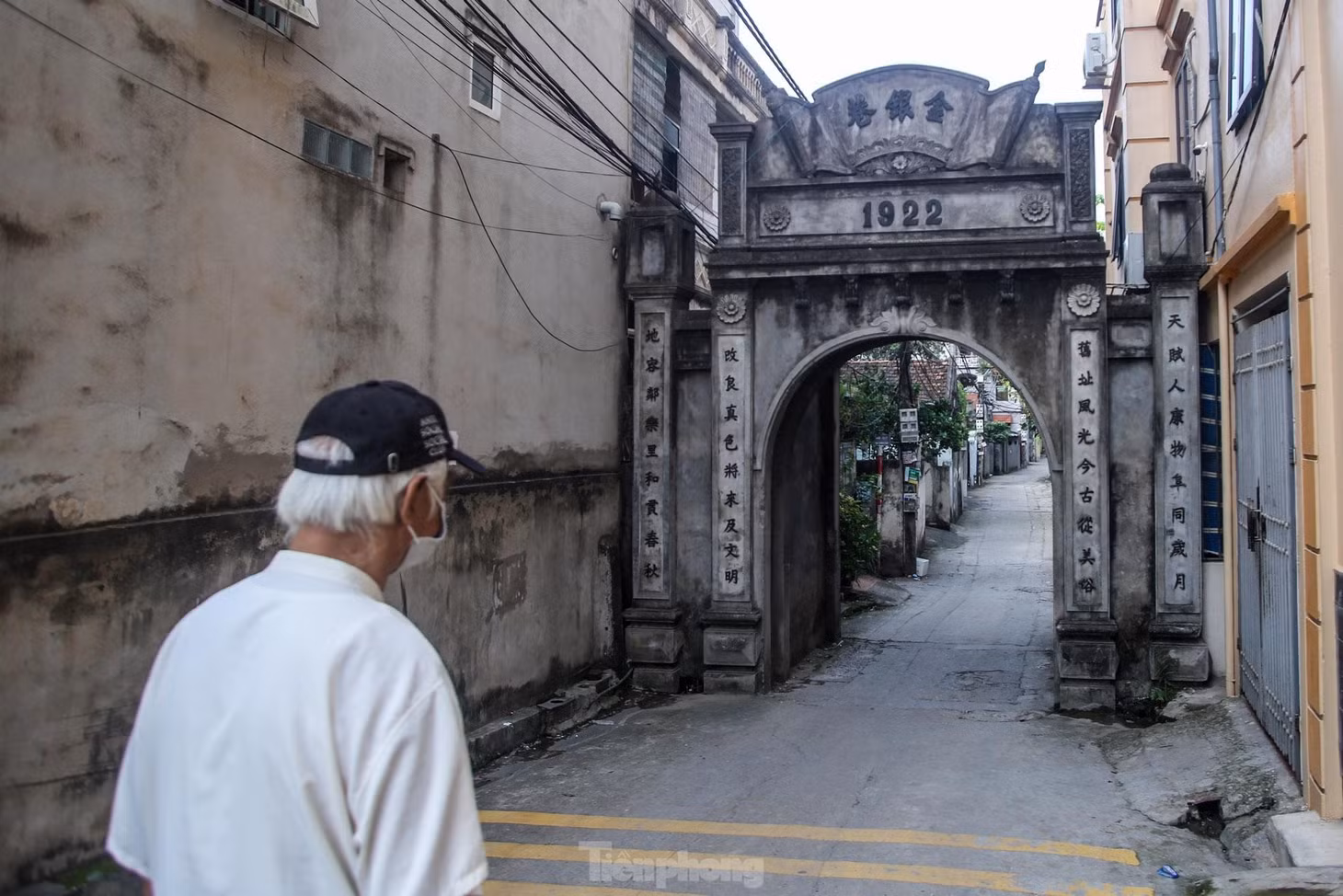 Khu vực làng cổ hiện còn lại khoảng 120 ha gồm 5 xóm với hơn trăm nóc nhà có thâm niên vượt cả trăm năm.