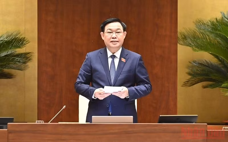 Chủ tịch Quốc hội Vương Đình Huệ phát biểu kết luận phần chất vấn nhóm vấn đề thứ nhất. (Ảnh: LINH KHOA)