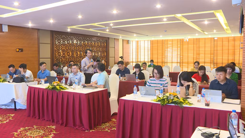 30 phóng viên và biên tập viên ảnh đến từ cơ quan báo chí khu vực miền Bắc và Bắc Trung Bộ tham gia Khóa tập huấn