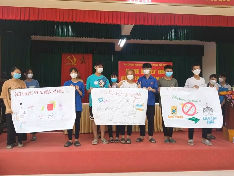Đoàn thanh niên xã Tiền Phong (TX Quảng Yên) tổ chức chương trình sinh hoạt hè chuyên đề phòng chống tệ nạn xã hội cho thanh, thiếu nhi.
