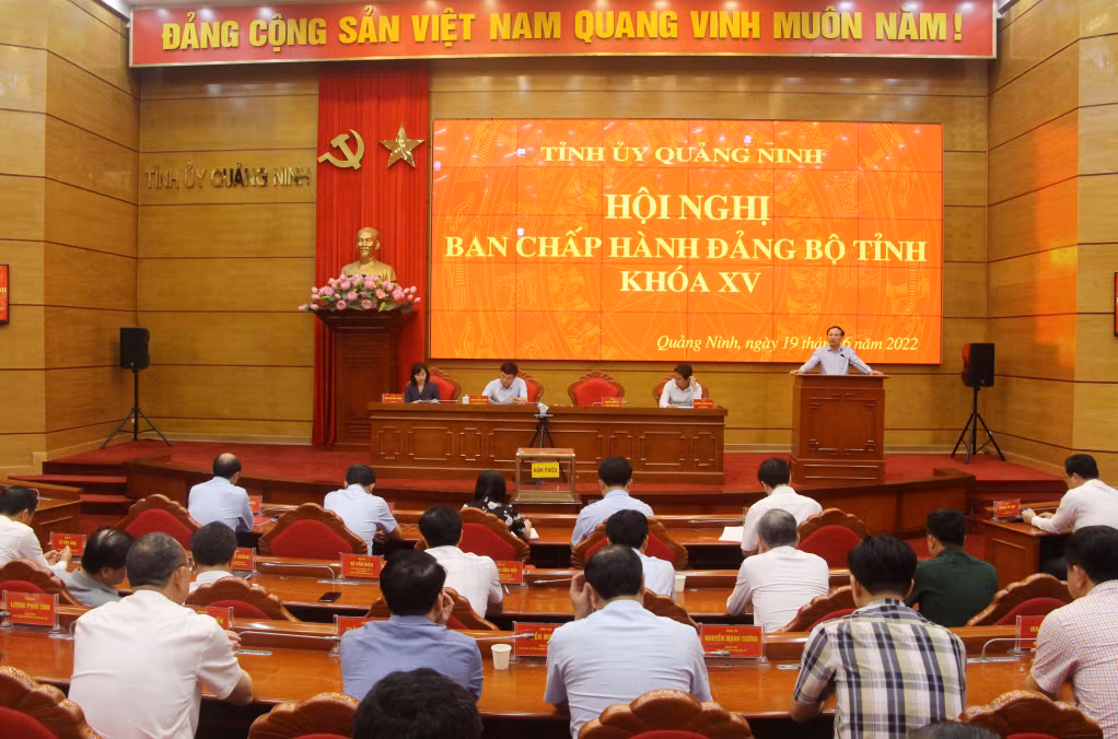 Hội nghị Ban Chấp hành Đảng bộ tỉnh.
