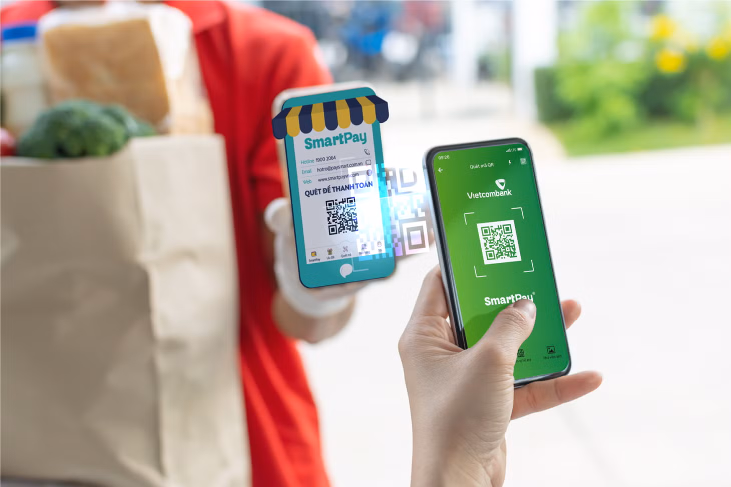 Thanh toán bằng QR Code được đánh giá là thế mạnh khi mua bán trực tiếp. Ảnh: CTV