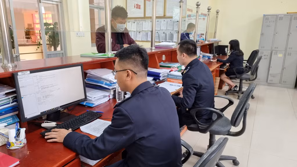 Hải quan Hoành Mô đa dạng, linh hoạt các “kênh” thông tin tuyên truyền, hỗ trợ doanh nghiệp.