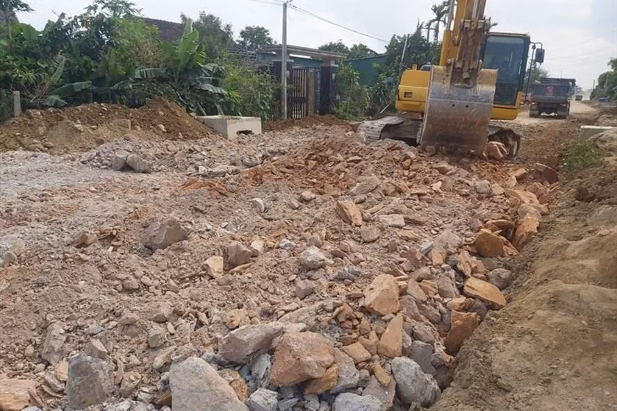 Bắt đối tượng xưng phóng viên đòi 45 triệu đồng để gỡ bài ảnh 1