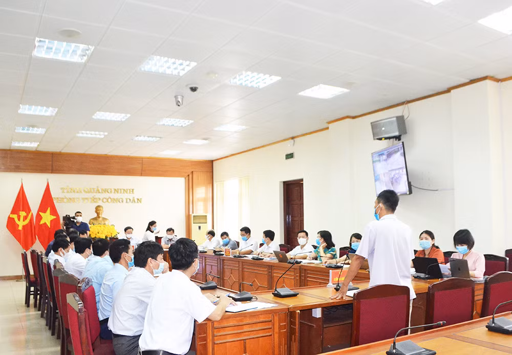 Trong các buổi tiếp công dân định kỳ đều có sự tham gia của MTTQ và các tổ chức chính trị - xã hội tỉnh. Trong ảnh: Buổi tiếp công dân định kỳ tháng 5/2021 của Hội đồng tiếp công dân tỉnh. Ảnh: Thanh Hoa