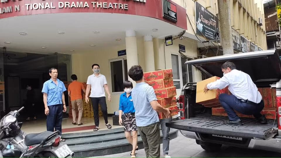 Những chia sẻ đầu tiên của NSƯT Xuân Bắc khi vào 'tâm dịch' ở Bắc Giang ảnh 2 Những chia sẻ đầu tiên của NSƯT Xuân Bắc khi vào 'tâm dịch' ở Bắc Giang ảnh 2