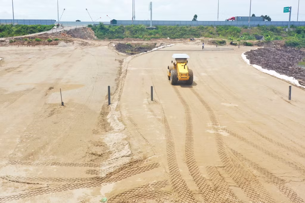 Nhà thầu đang tập trung 3 mũi thi công liên tục.