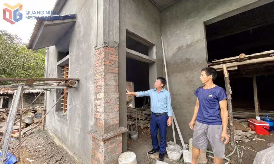 Gia đình ông Đặng A Sạm, thôn Khe Mó, xã Bình Liêu được hỗ trợ xây mới nhà ở. Ảnh: Minh Đức
