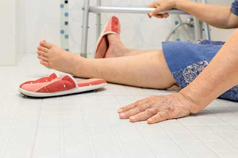 Những trường hợp đột quỵ, ngất xỉu trong phòng tắm thường dễ xảy ra vào mùa đông. (Ảnh minh họa)