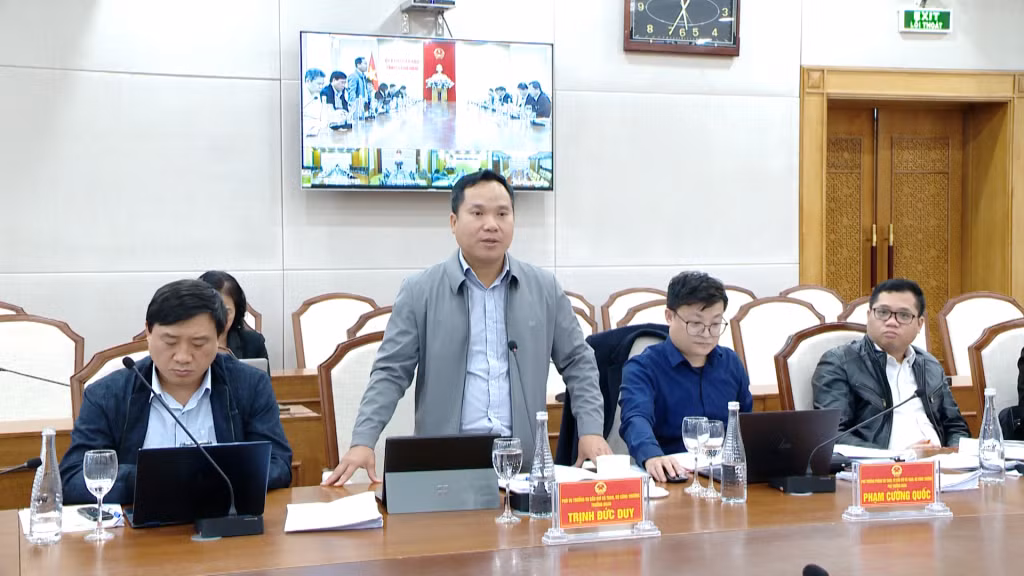 Lãnh đạo Vụ Dầu khí và Than, Bộ Công thương phát biểu tại buổi làm việc