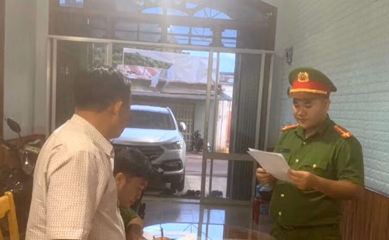 Khởi tố phó Chủ tịch huyện cùng 3 đồng phạm cấp 65 sổ đỏ trái quy định ảnh 1