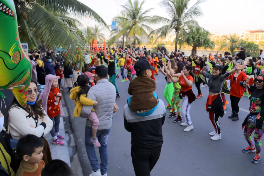 Carnaval mùa Đông Hạ Long năm nay với nhiều nét mới hứa hẹn sẽ thu hút đông đảo người dân, du khách. Ảnh chụp tại Carnaval mùa Đông 2021. Ảnh: Minh Hà